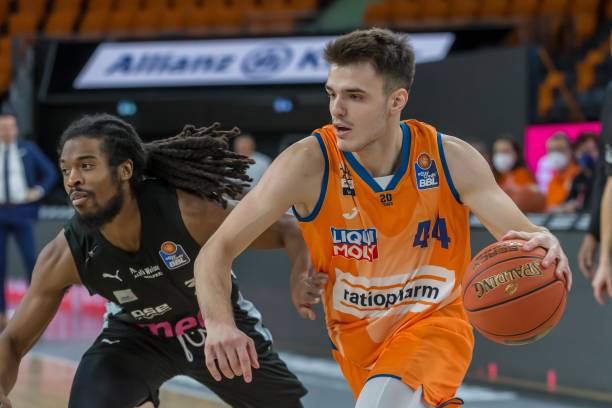 汰的强队 汰的强队