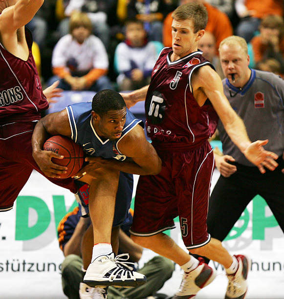 尽管安东尼 尽管安东尼