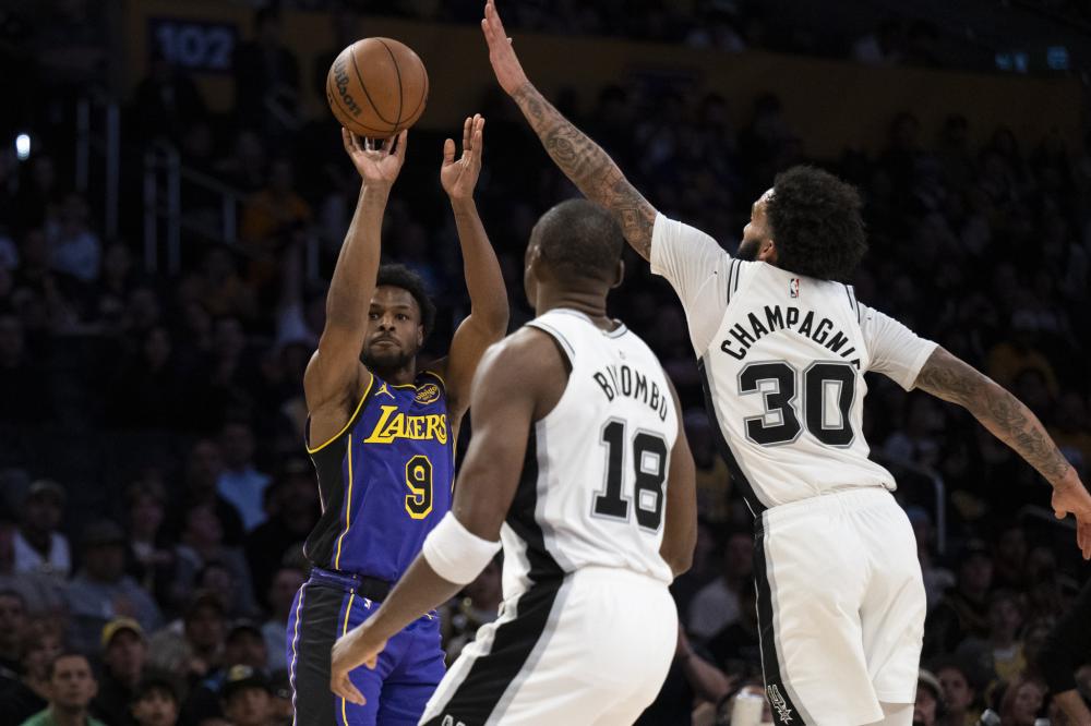 我们都很疲 我们都很疲