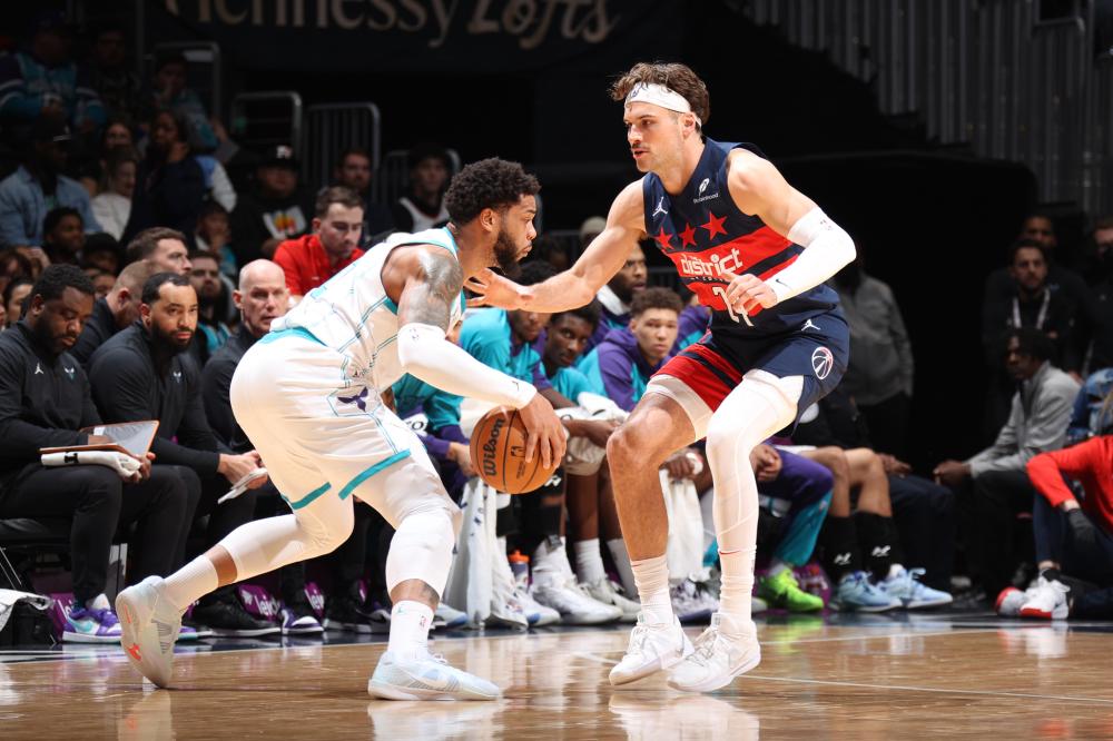 捍卫他们的 捍卫他们的