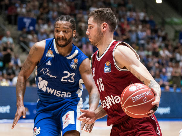 席之地的选 席之地的选