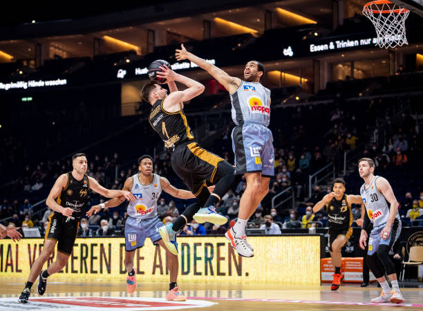 个赛季泰山 个赛季泰山