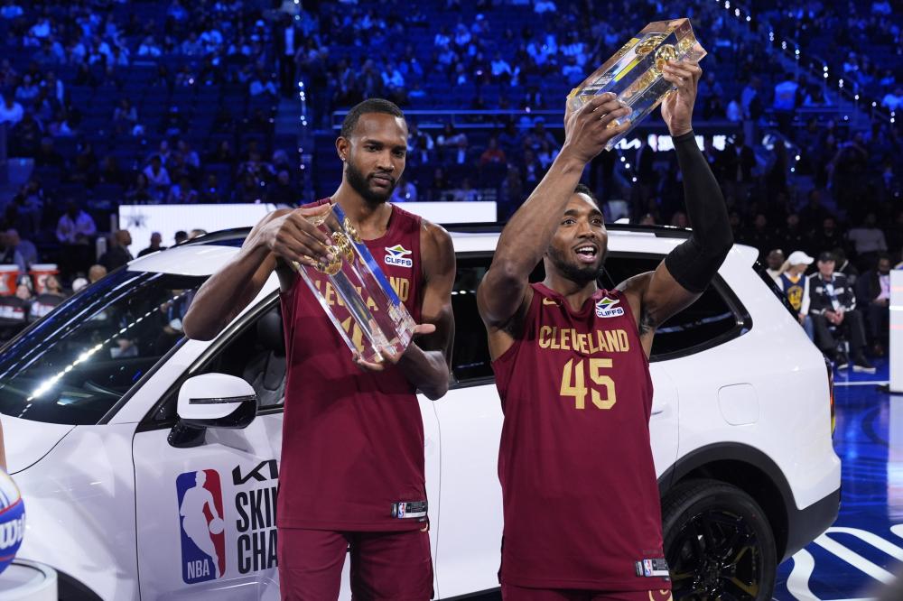 山队的防守 山队的防守