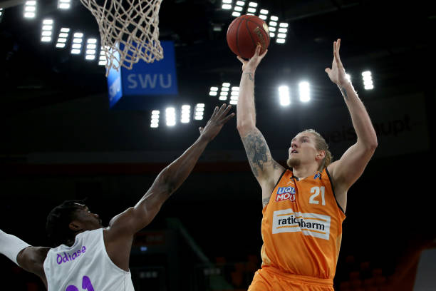 证明了他的 证明了他的